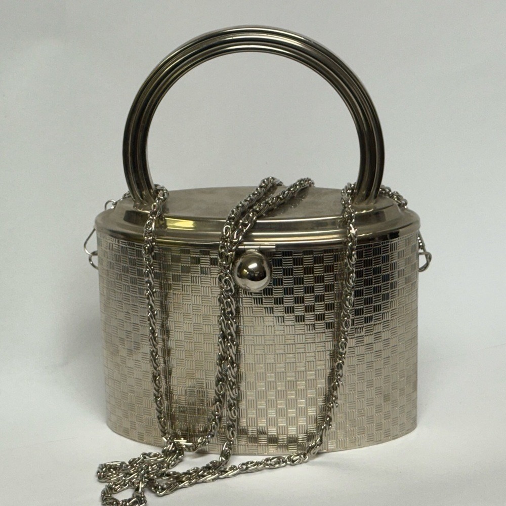 Sasha New York silver tone metal  Evening Bag‎ EUC